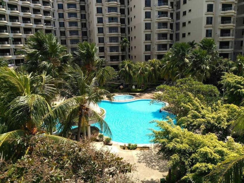 Apartment Riviera Bay Condominium, Tanjung Kling
