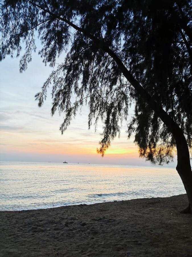 Apartment Riviera Bay Condominium, Tanjung Kling Kampong Lereh